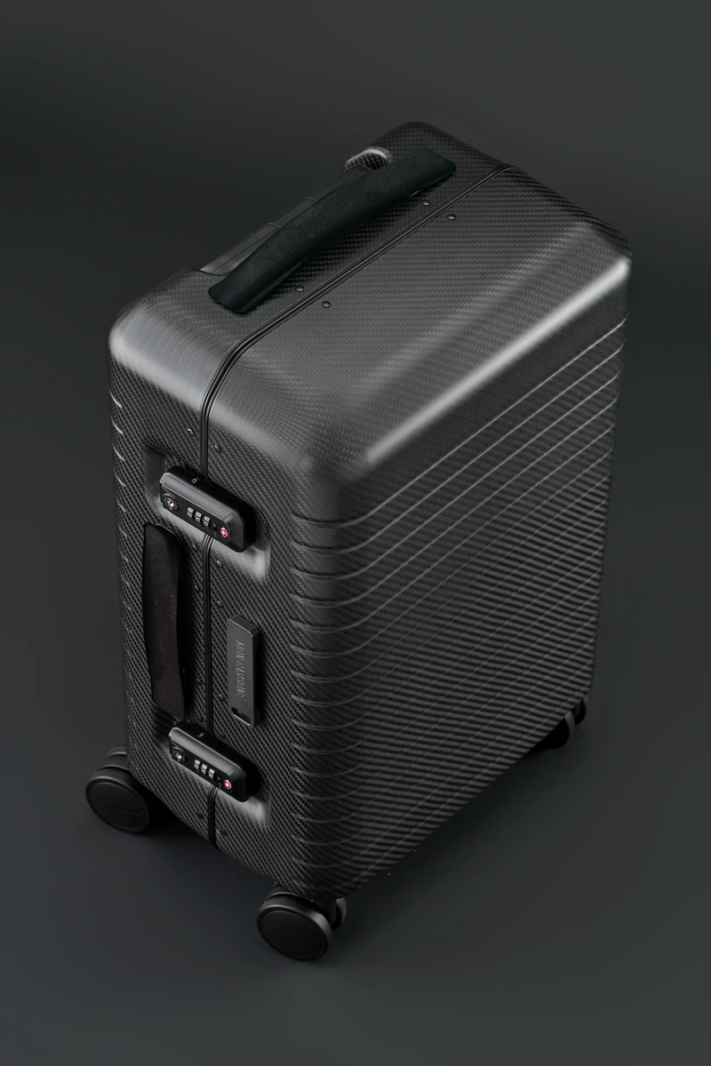 BLACKDIAMOND Bespoke Carbon Fiber Luggage - Stealth Black with Alcantara Leather ( Limited Time )