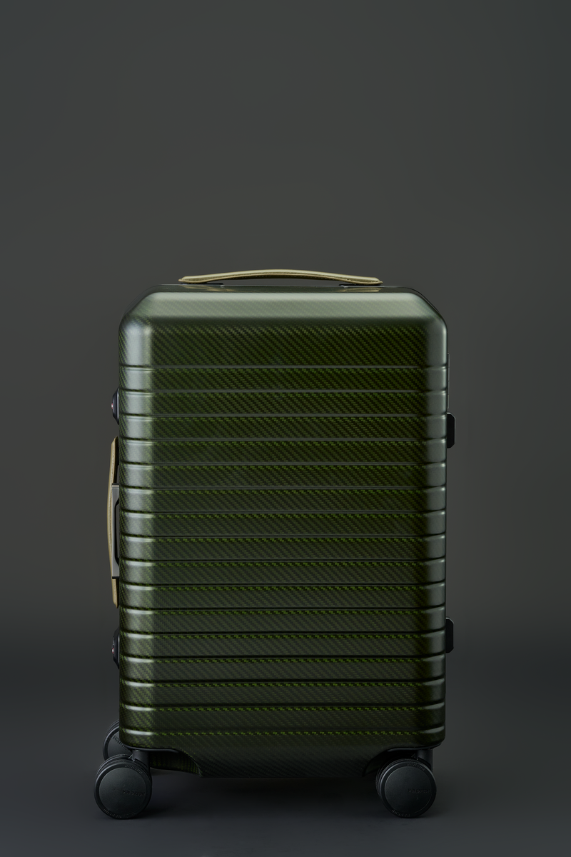 BLACKDIAMOND Bespoke Carbon Fiber Luggage – Racing Green with Aluminum Frame and Leather Handles