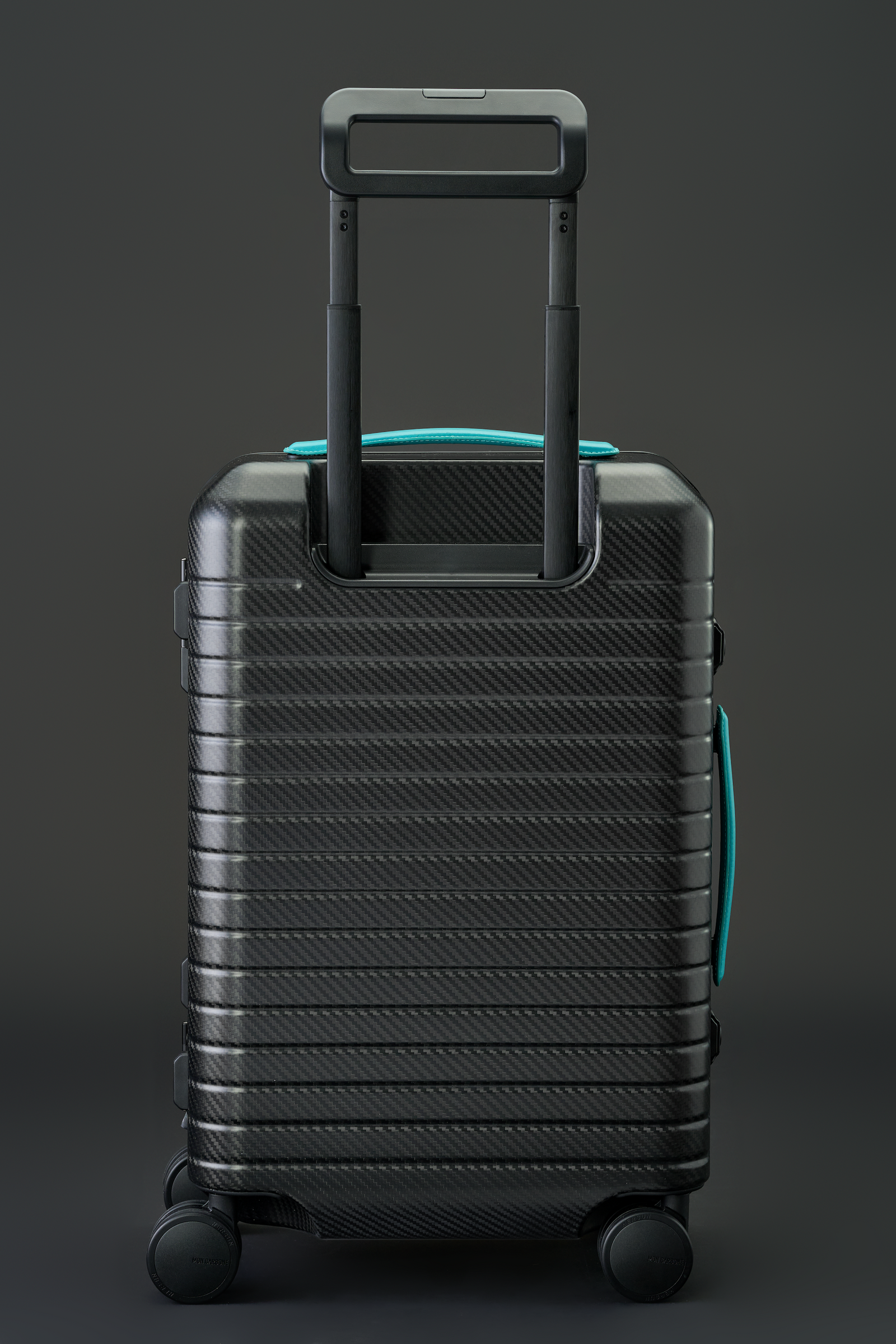 BLACKDIAMOND Bespoke Carbon Fiber Luggage – Stealth Black with Aluminu