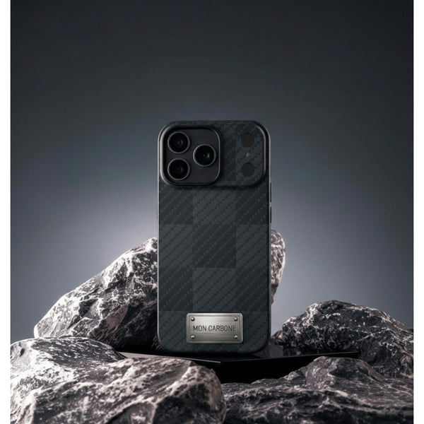 Minimalist Ballistic Fiber Magnetic iPhone 17 Pro/ Pro Max Case - Racing Black